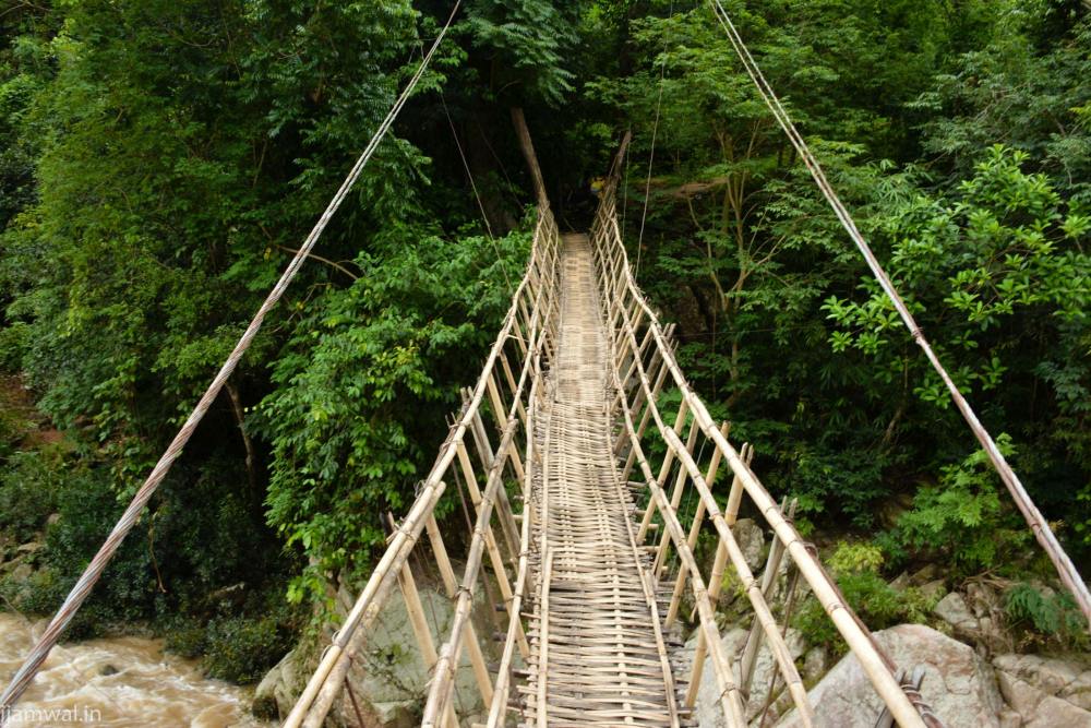 Bamboo bridge on Pelga falls