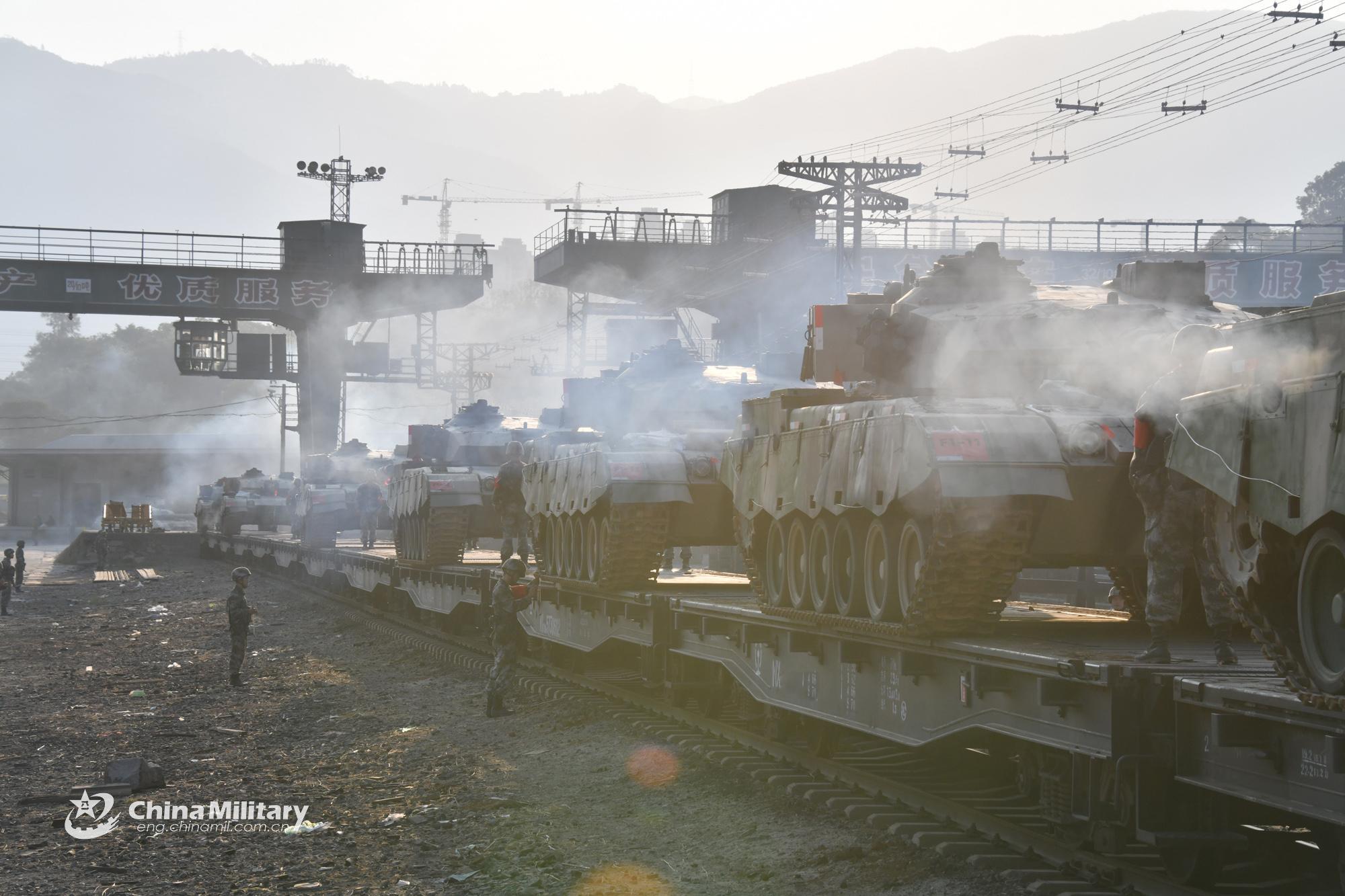 Tanks belonging to Eastern Theater Command being transported on railways